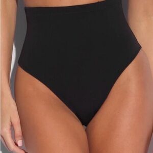TA3 Black Very High-Waisted Bikini Bottom